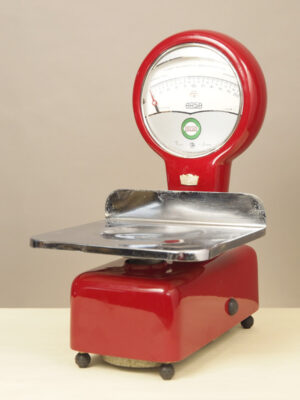 Weighing scales