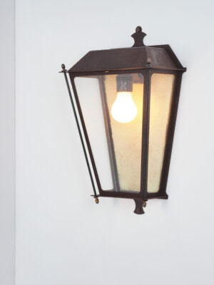 Wall lanterns